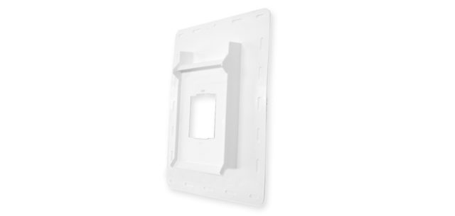 501-construction-outlet trim plate-web